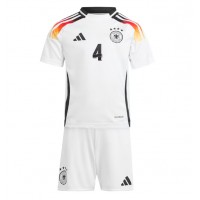 Maglie da calcio Germania Jonathan Tah #4 Prima Maglia Bambino Europei 2024 Manica Corta (+ Pantaloni corti)